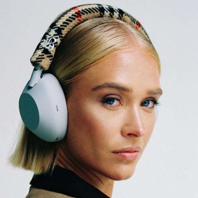 Gezicht met WH-1000XM6