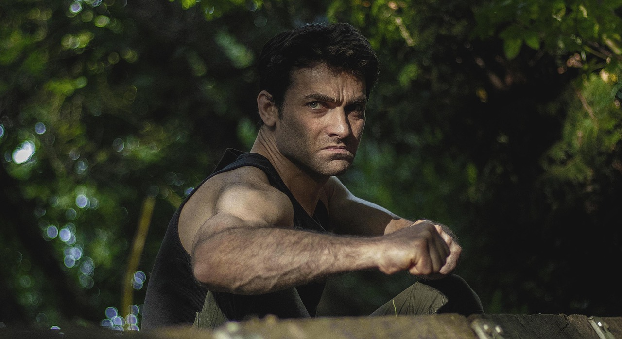 Foto van een Rambo-achtig type