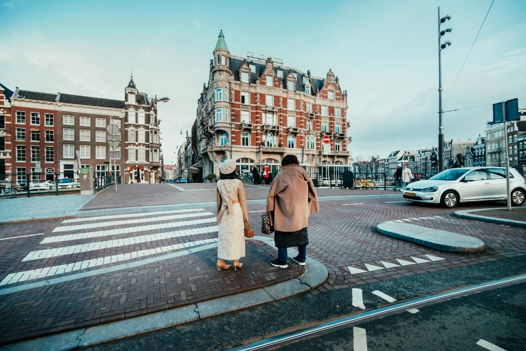 unsplash photo 1612470289302 f7a0391d4b98 1