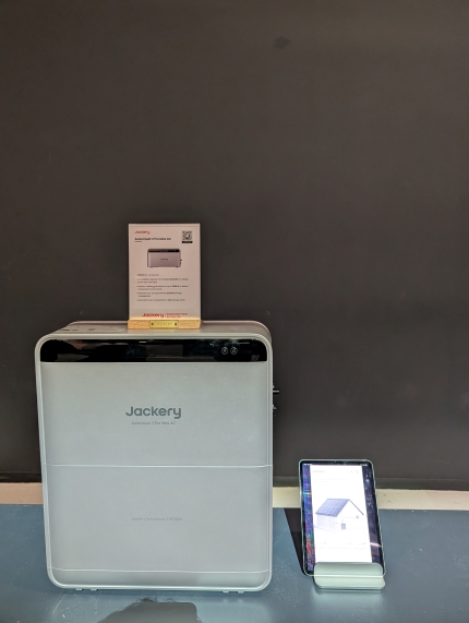 Jackery SolarVault 3 Pro Max AC