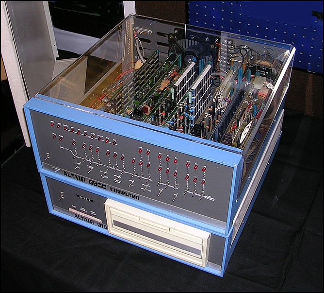 Altair 8800 Computer 2