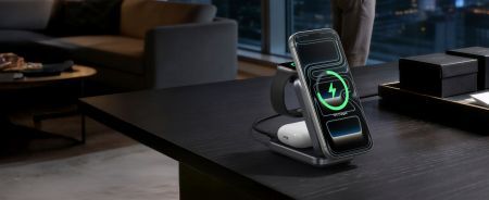 Lifestyle image 4 Anker Prime Wireless Charging Station 3 in 1 MagGo AirCool Foldable