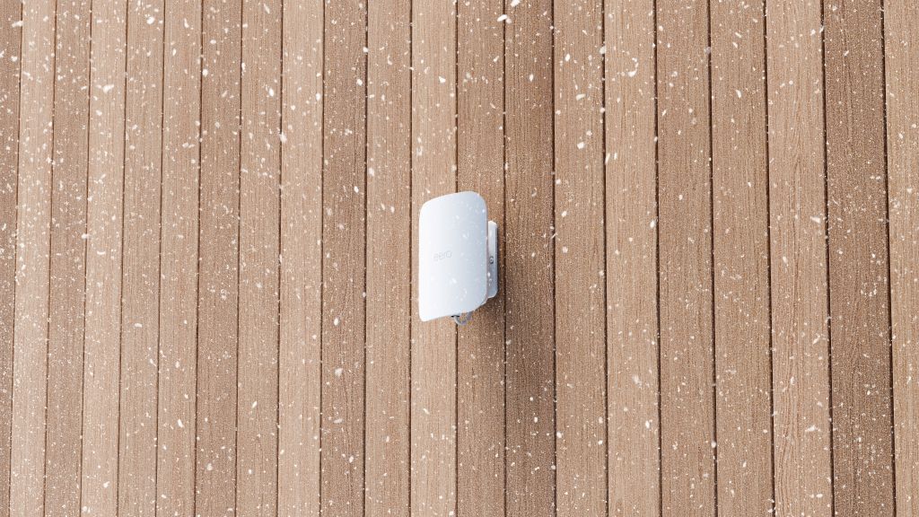 eero Outdoor 7 wood rain